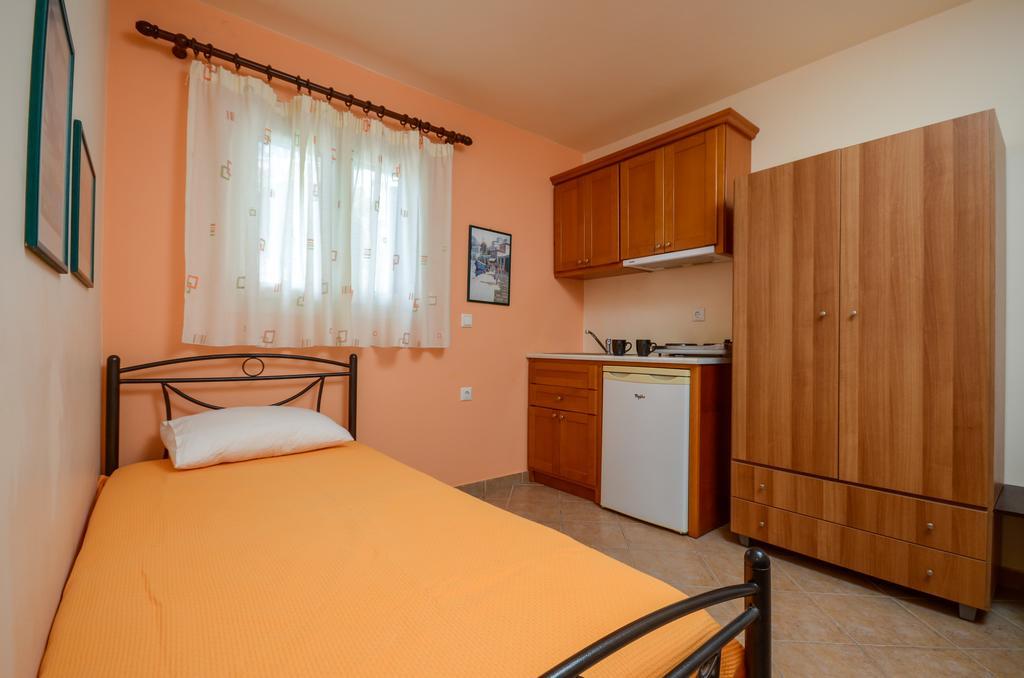 Hotel Francesca Ágios Prokópios Extérieur photo