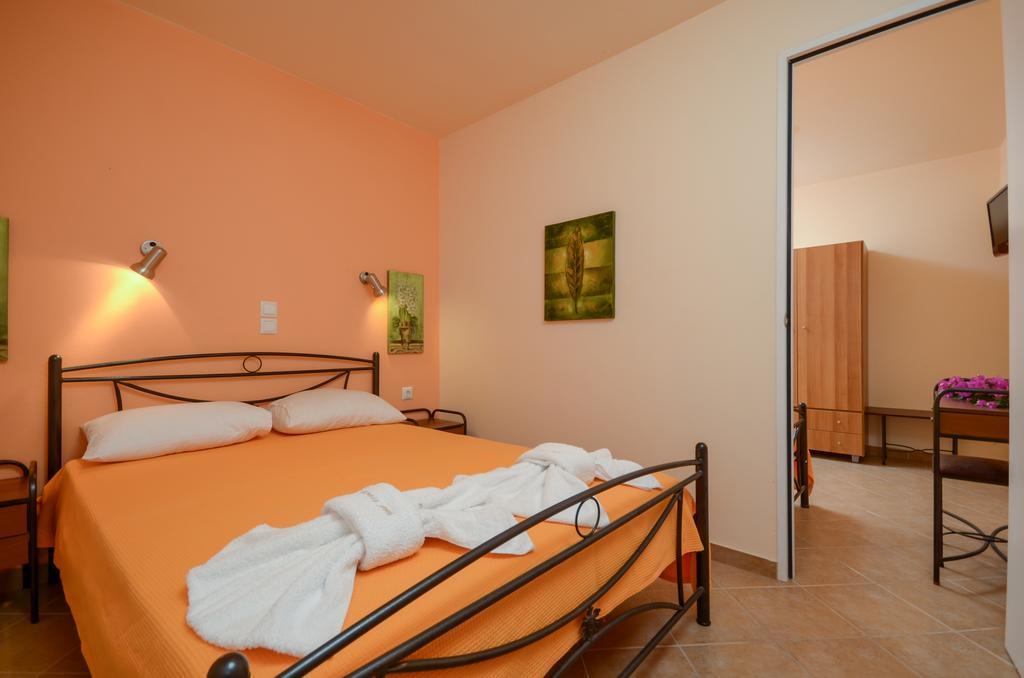 Hotel Francesca Ágios Prokópios Extérieur photo