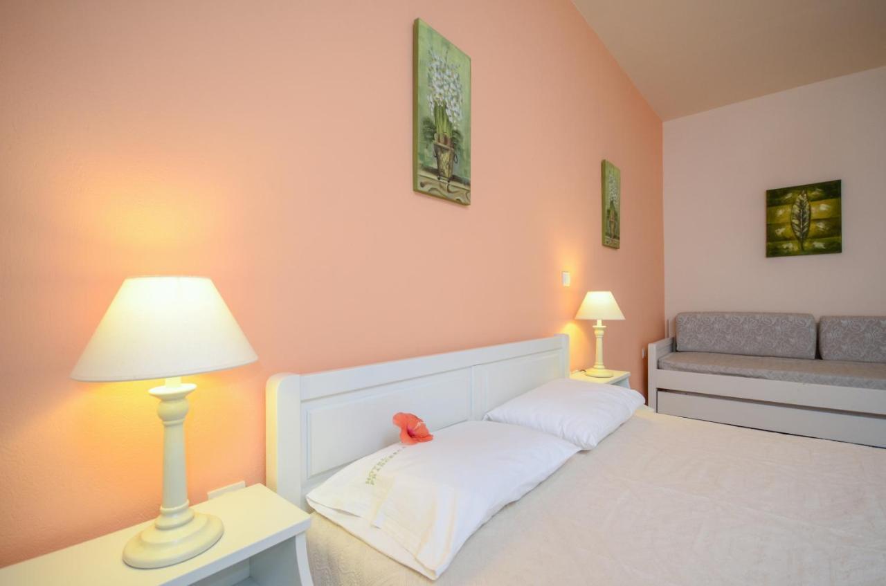 Hotel Francesca Ágios Prokópios Extérieur photo